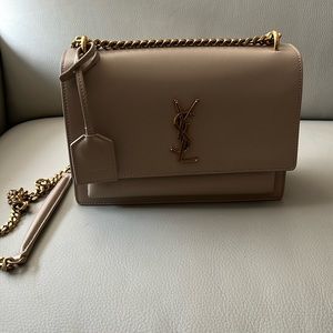 AUTHENTIC Saint Laurent Ysl Sunset Medium Chain Bag in Smooth Leather